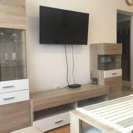 Belvedere Apartment *